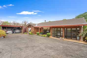 15 Eggleton Road, Patumahoe