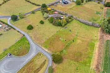 15 Eggleton Road, Patumahoe