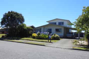 24 Whitcombe Terrace, Hokitika