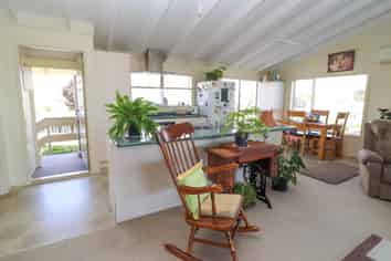 109 Vernon Street, Thames