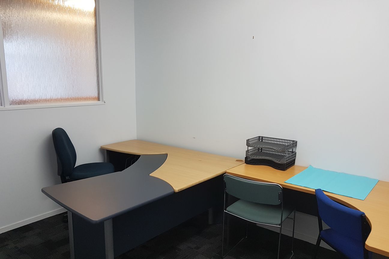Inner City Office Space - Widok 2