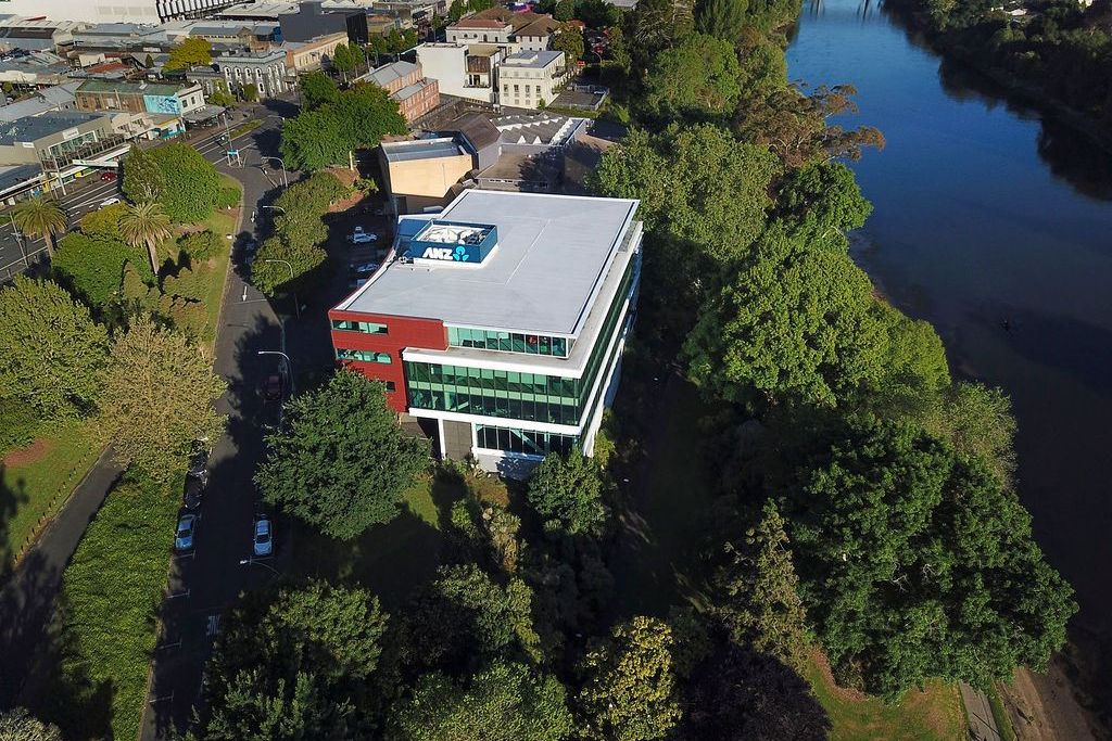 Riverside CBD - Generous Incentives Offered - Vista 6