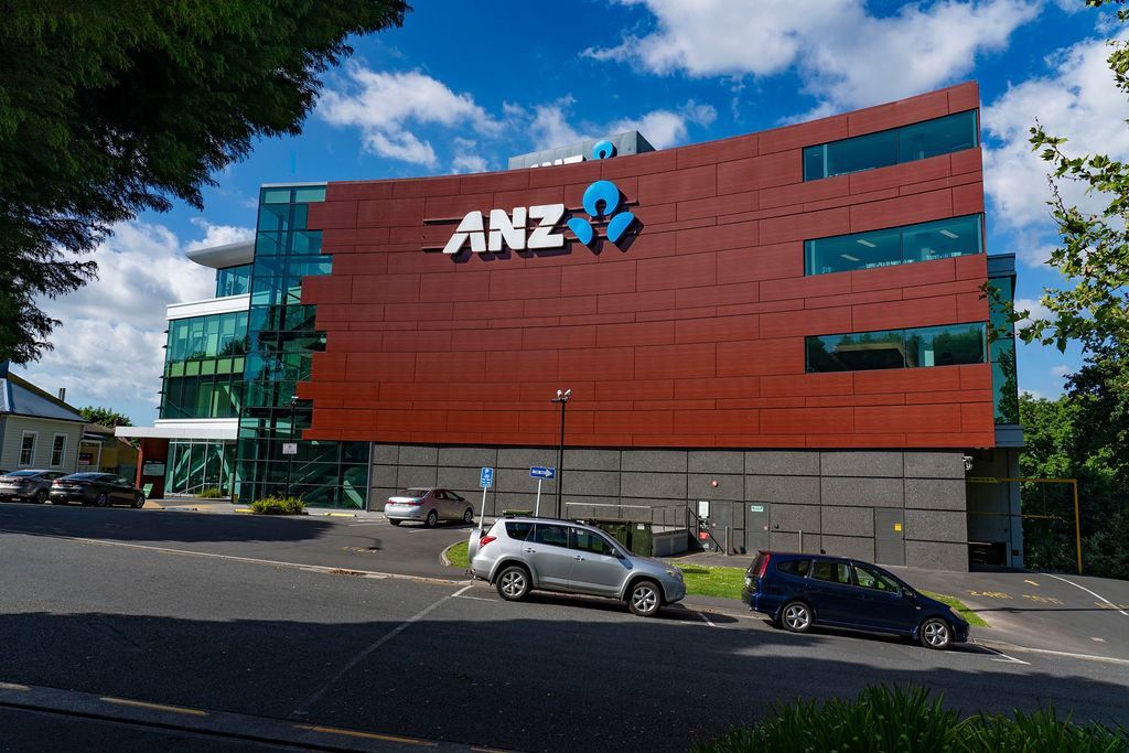 Riverside CBD - Generous Incentives Offered - Vista 2