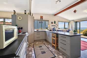 20 Logan Drive, Manukau Heads