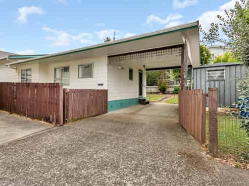 3/318 Western Hills Drive, Avenues