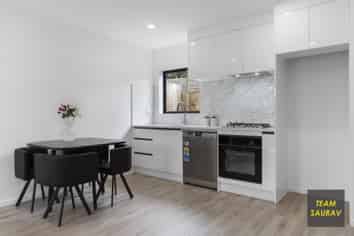 9/16 Clark Road, Pahurehure