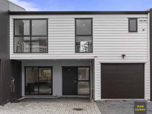 9/16 Clark Road, Pahurehure