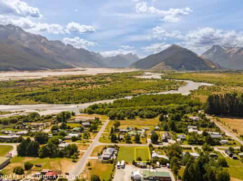 10 Groves Street, Glenorchy