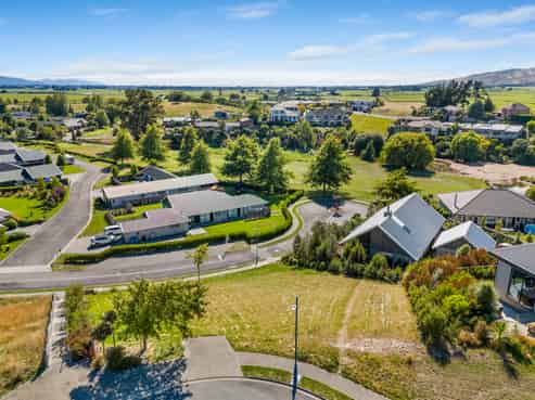 36 Golf View Close, Fairhall