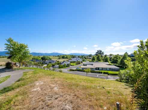 36 Golf View Close, Fairhall
