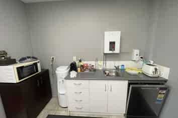 155sqm office near Auckland Airport