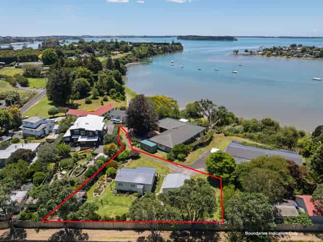 274 Plummers Point Road, Whakamarama