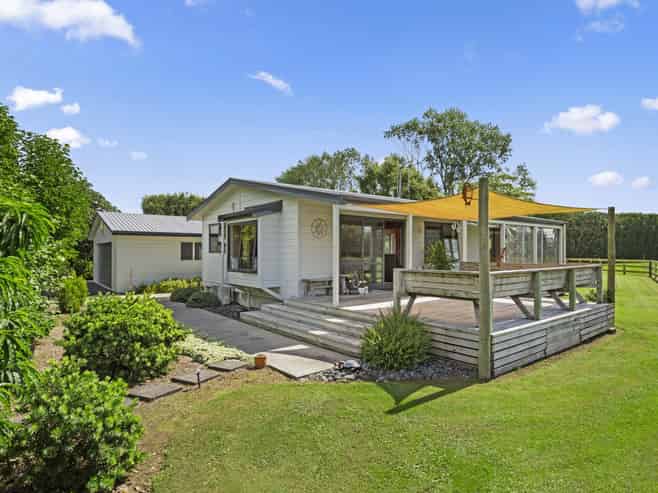 225 Hoeka Road, Matangi