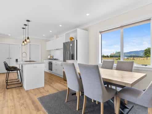 11 Leith Road, Okato