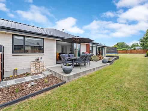 9 Princes Street, Springfield