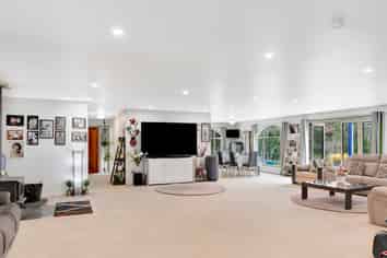 195c Powerhouse Road, Westport