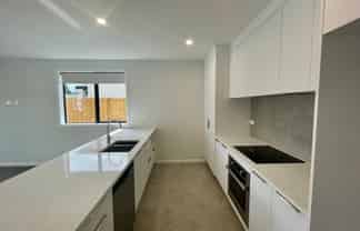 4 Magnolia Lane, Katikati