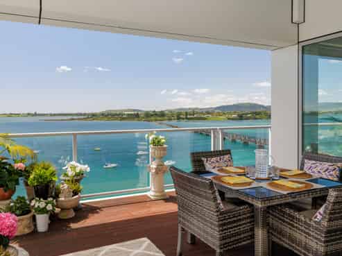1206/72 Devonport Road, Tauranga Central
