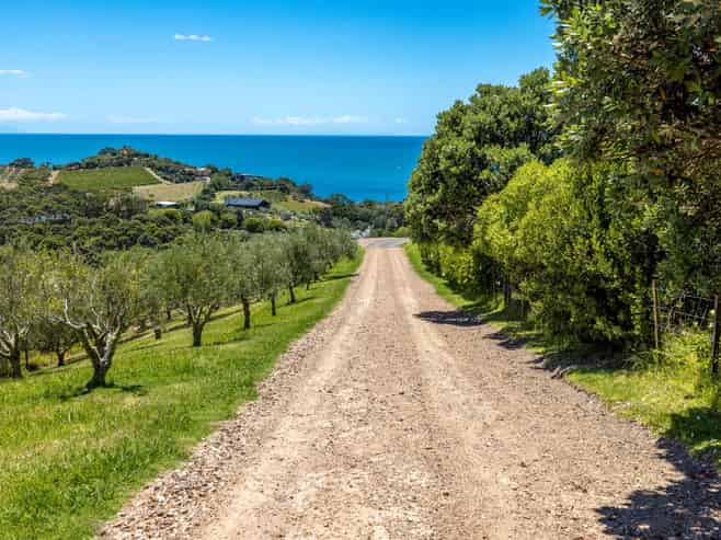 25 Delamore Drive, Oneroa