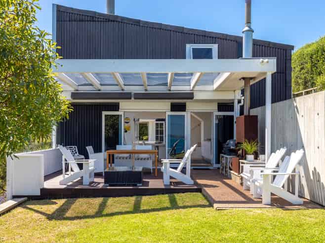 25 Delamore Drive, Oneroa