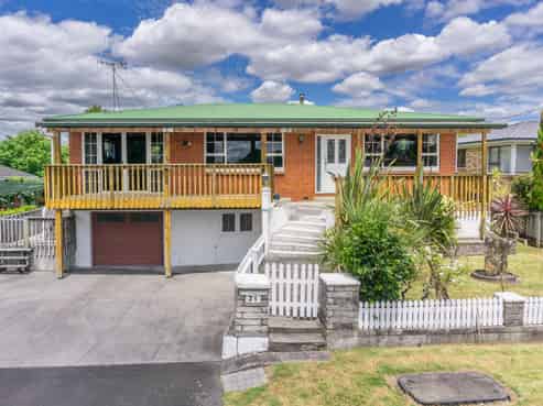 31 Mitcham Avenue, Forest Lake