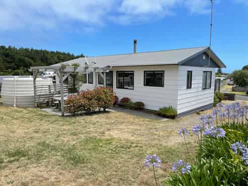 36 Kahukura Avenue, Waitarere Beach
