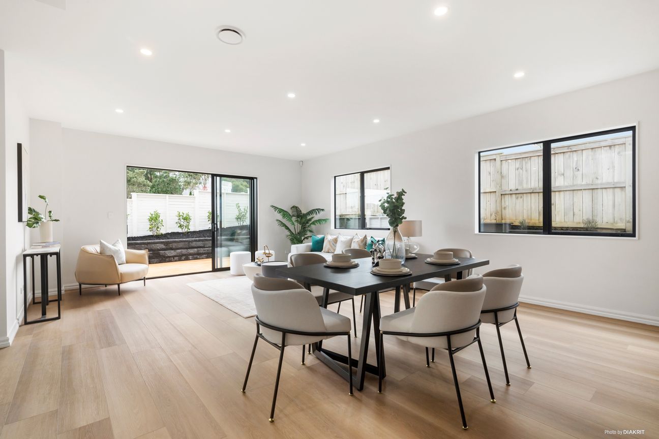 Brand New Granny Luxury Diamond On Harvest Ave - Widok 5