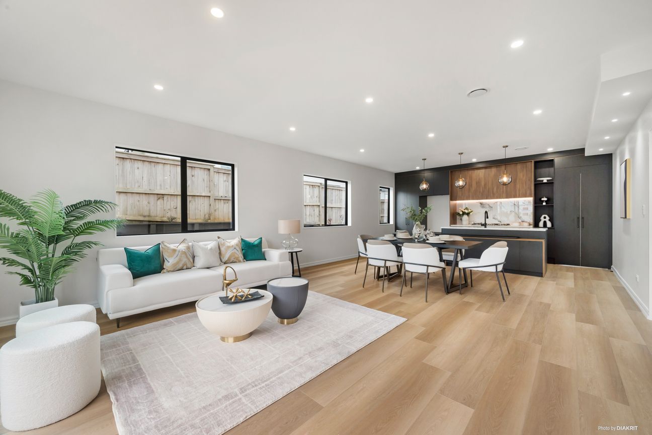 Brand New Granny Luxury Diamond On Harvest Ave - Widok 3