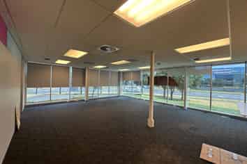Versatile Business Park Office