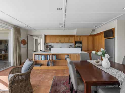 111 Stornoway Street, Karitane