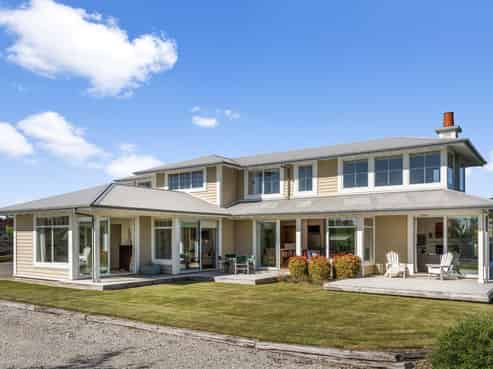 111 Stornoway Street, Karitane