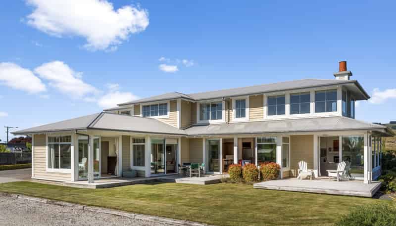 111 Stornoway Street, Karitane