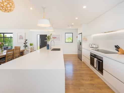 87 Marlborough Ridge Drive, Fairhall