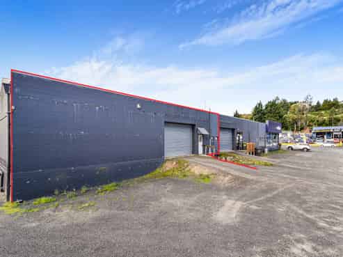 Medium Sized Industrial Warehouse 
