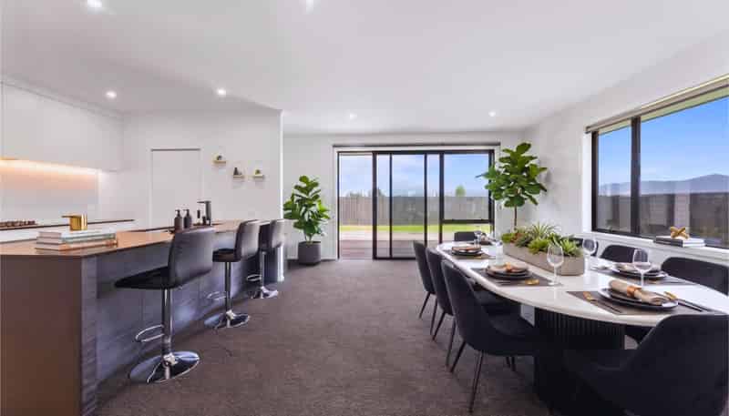 5 Arlington Close, Springlands