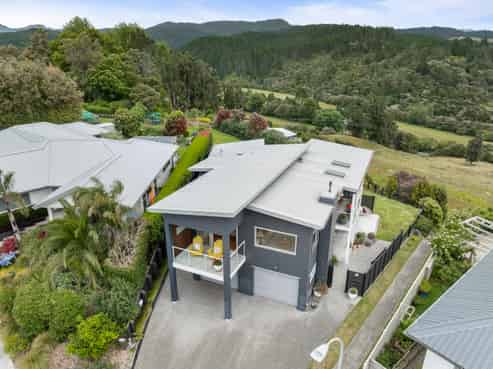 120 Te Pamahue Drive, Whangamata