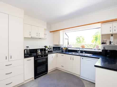 1411 State Highway 25, Pipiroa