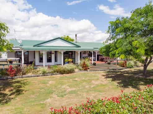 1411 State Highway 25, Pipiroa
