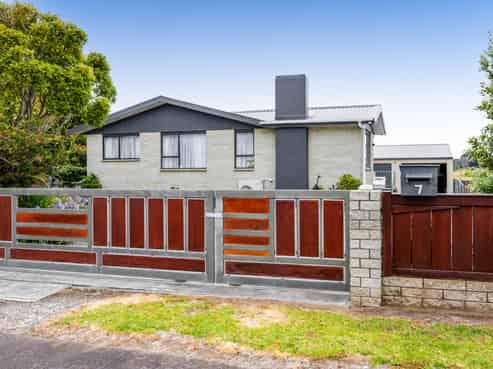 7 Ponderosa Place, Opunake