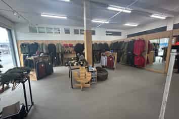 Large Affordable Showroom