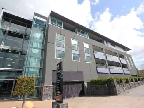 Ellerslie full floor office space for lease