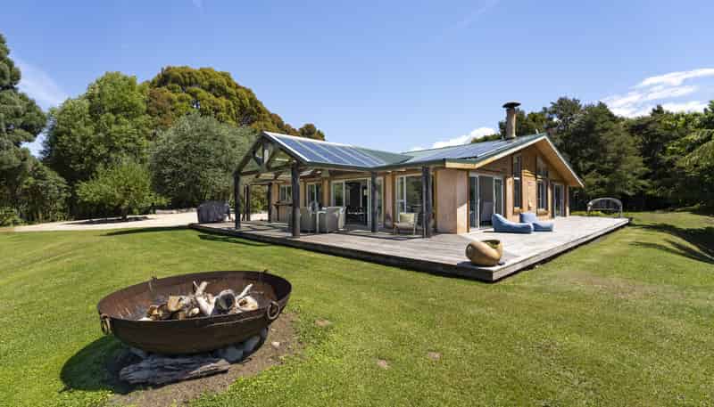 96 Fraser Road, Rangihaeata