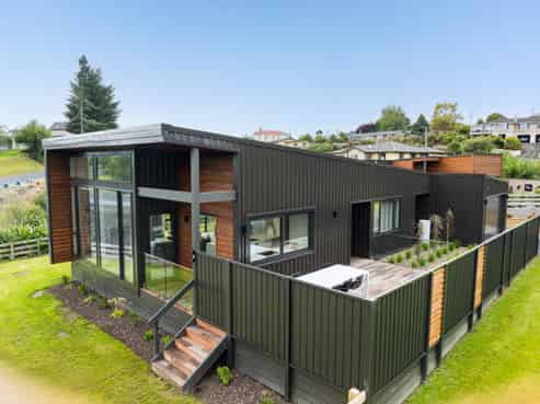 20 Coach Road, Fairfield
