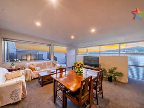 2/224 Jackson Street, Petone