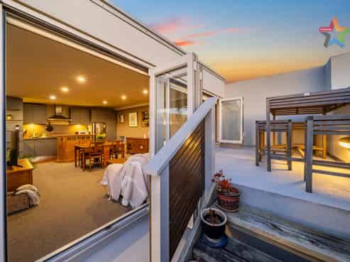 2/224 Jackson Street, Petone