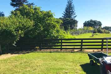 4 Ocean View Crescent, Rakino Island