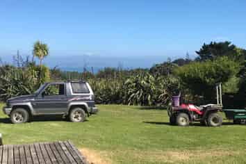 4 Ocean View Crescent, Rakino Island