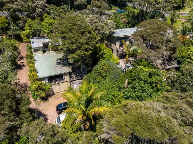 223-7 Ocean View Road, Oneroa