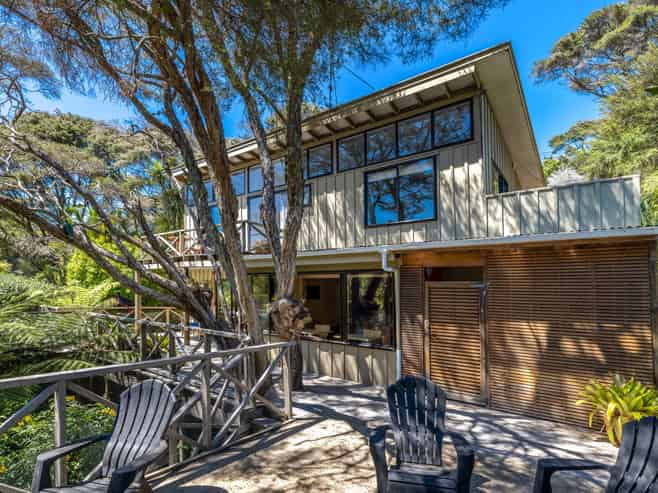223-7 Ocean View Road, Oneroa