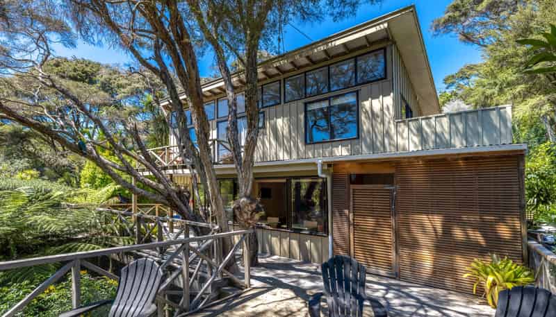 223-7 Ocean View Road, Oneroa